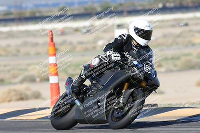 media/Jan-15-2026-Racers Edge (Thu) [[dfebeb70ab]]/2-A Group/Session 2 Turn 11 Side/